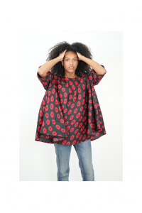 Top Wax “Nayeli” – Haut Ample Ceinturé à Motifs Carrés Rouges & Fond Noir Élégant